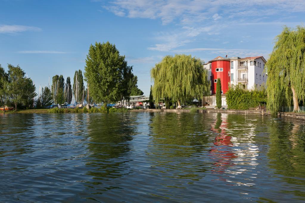 Hotel Seehof Immenstaad am Bodensee Exterior photo